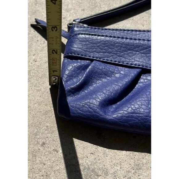 Juicy Couture Blue Faux Leather Pouch Wristlet Wallet Clutch Purse Black Lining - Picture 7 of 16